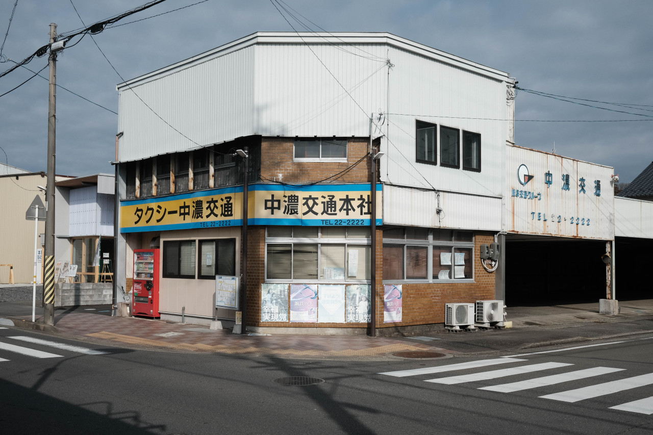 Archillect ID 375048