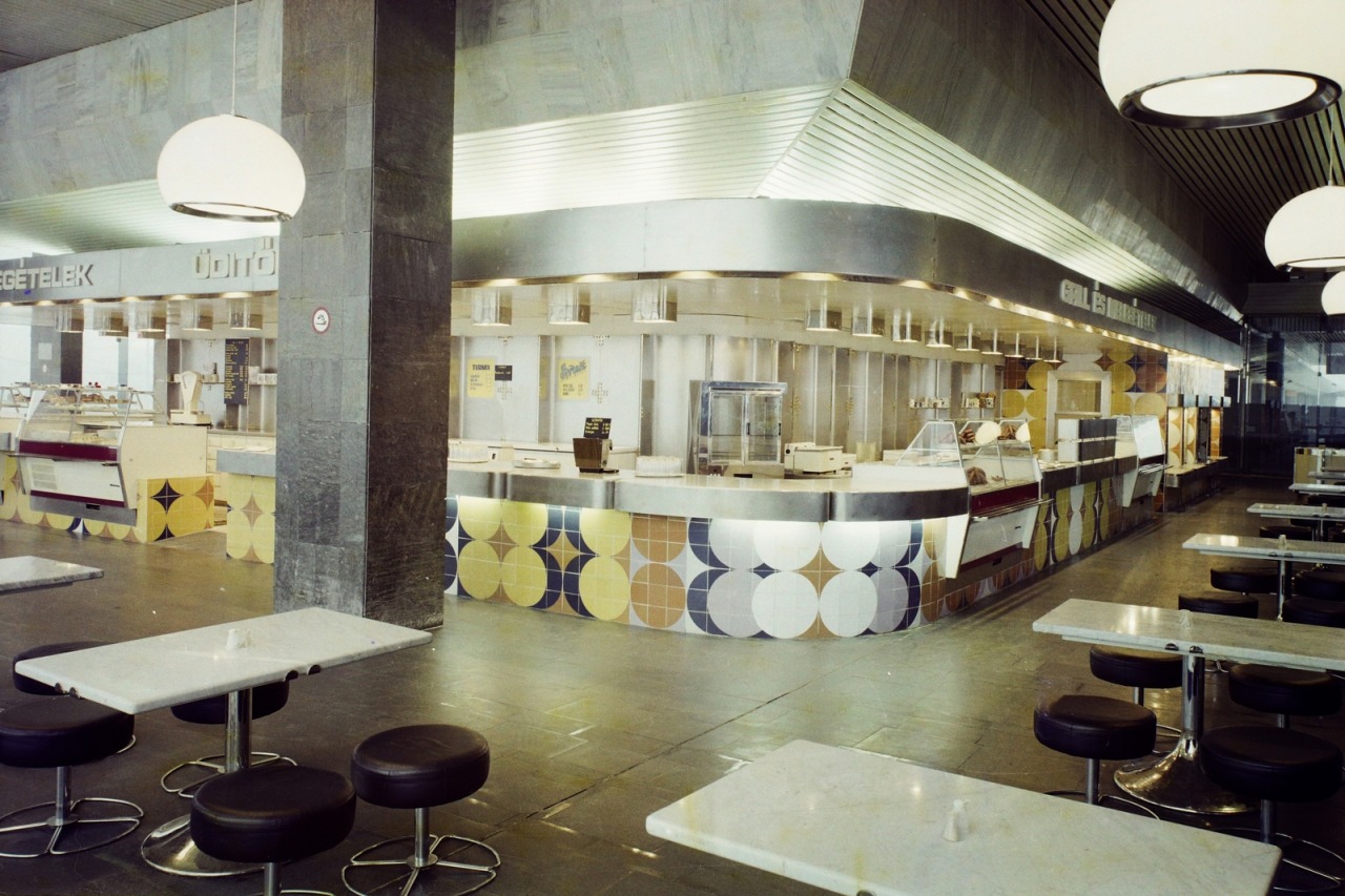 Archillect ID 375160