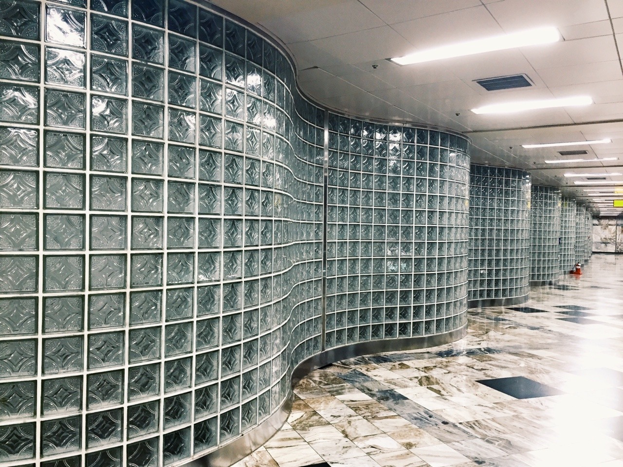 Archillect ID 375230