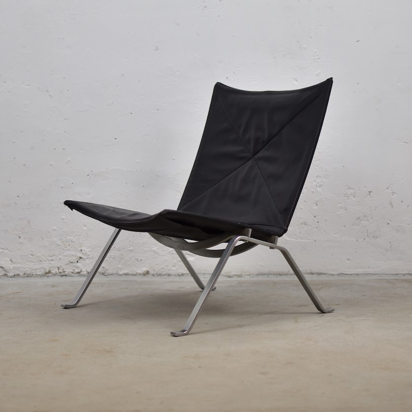 Archillect ID 375316