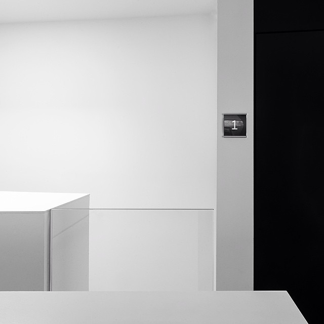 Archillect ID 375345