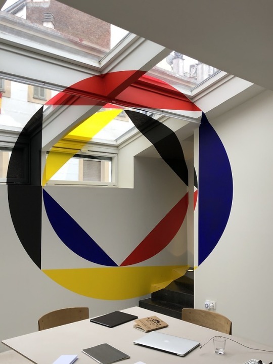 Archillect ID 375398