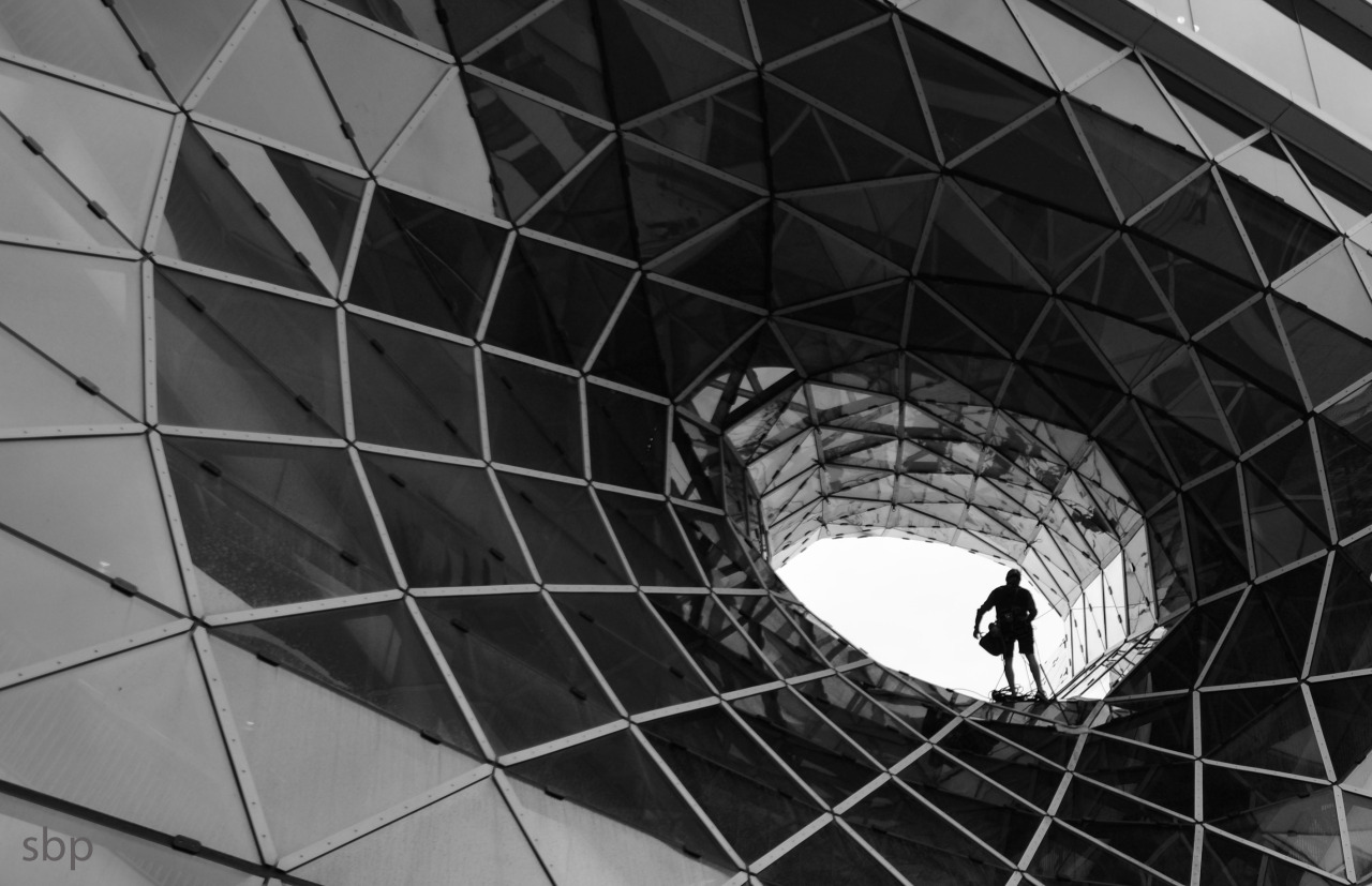 Archillect ID 375403