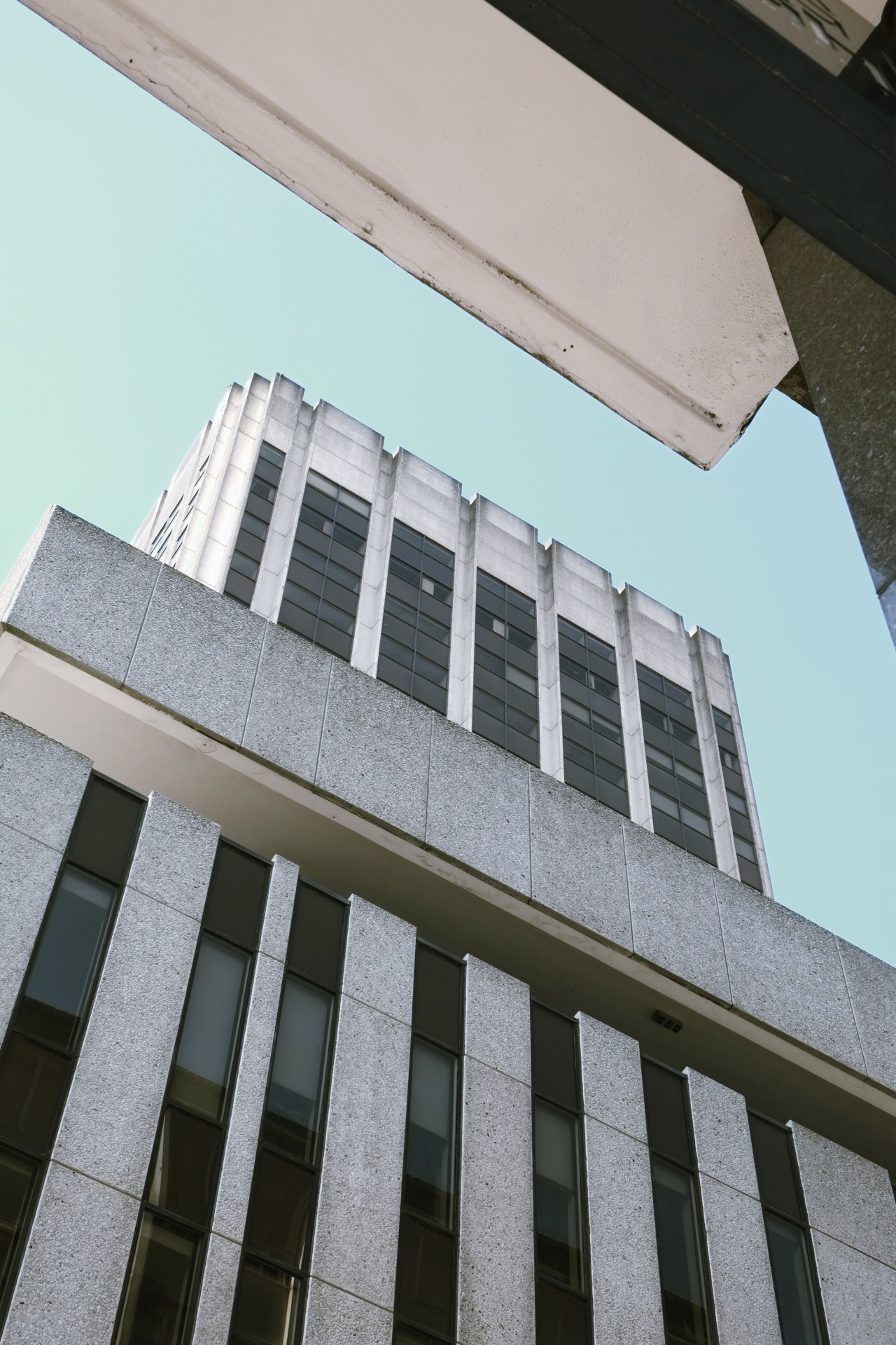 Archillect ID 375410