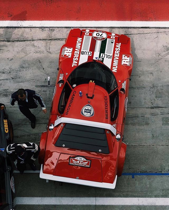 Archillect ID 375427