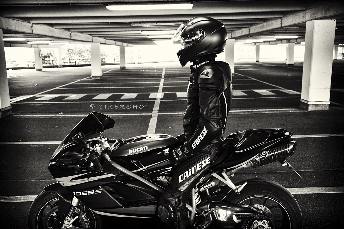 Archillect ID 375475