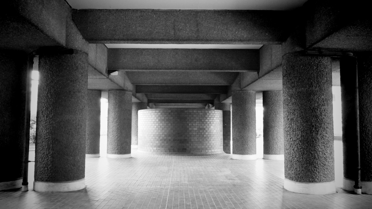 Archillect ID 375519