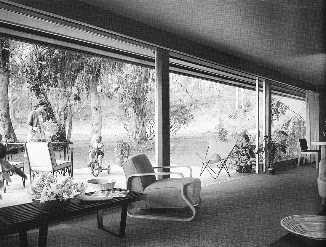 Archillect ID 375621