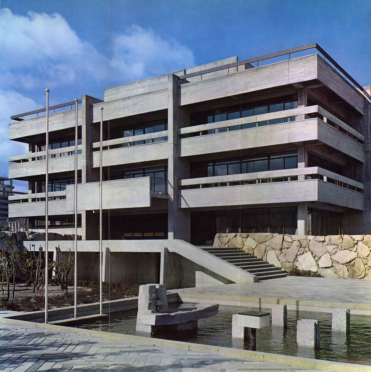 Archillect ID 375705