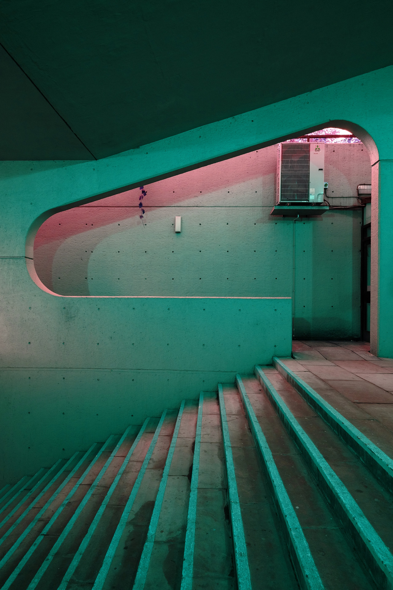 Archillect ID 375737