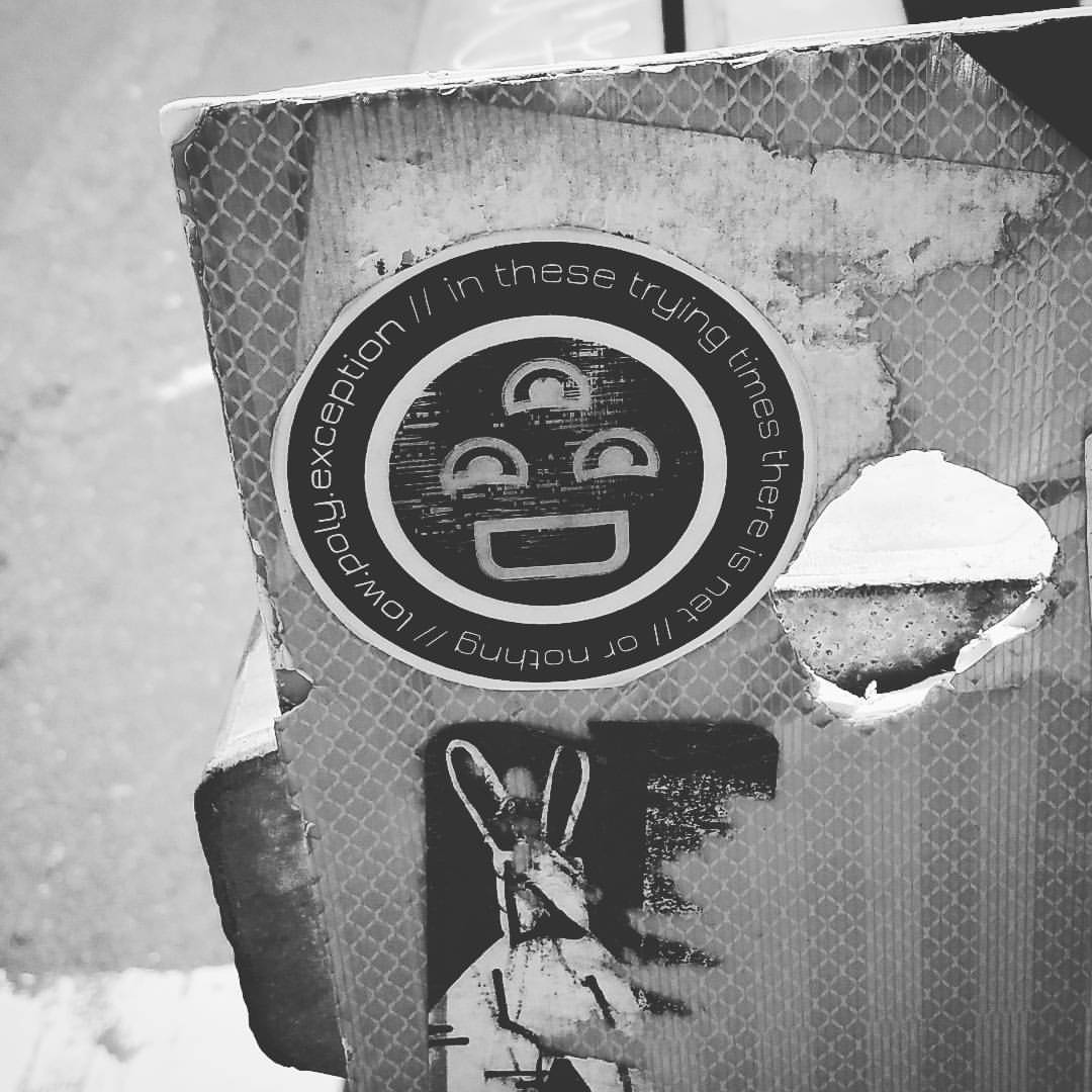 Archillect ID 375775