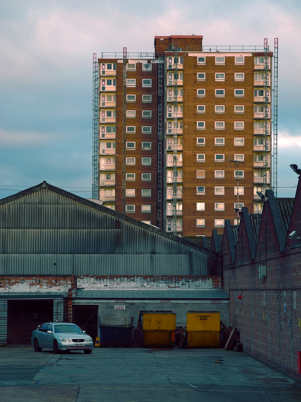 Archillect ID 375813