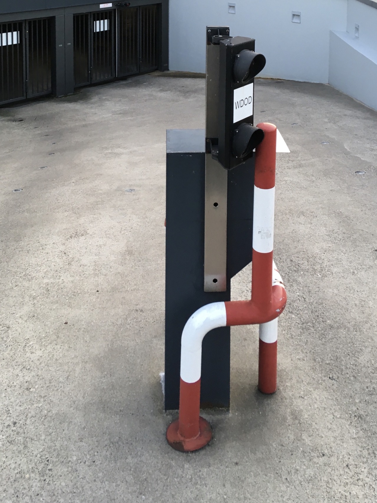 Archillect ID 375927