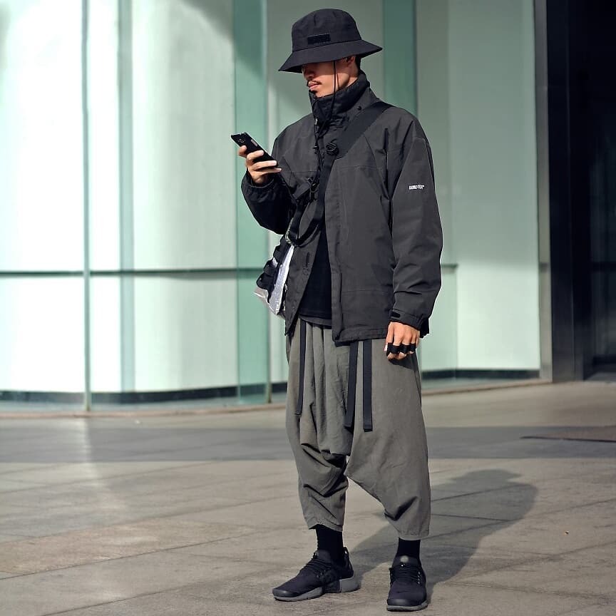 Archillect ID 375928