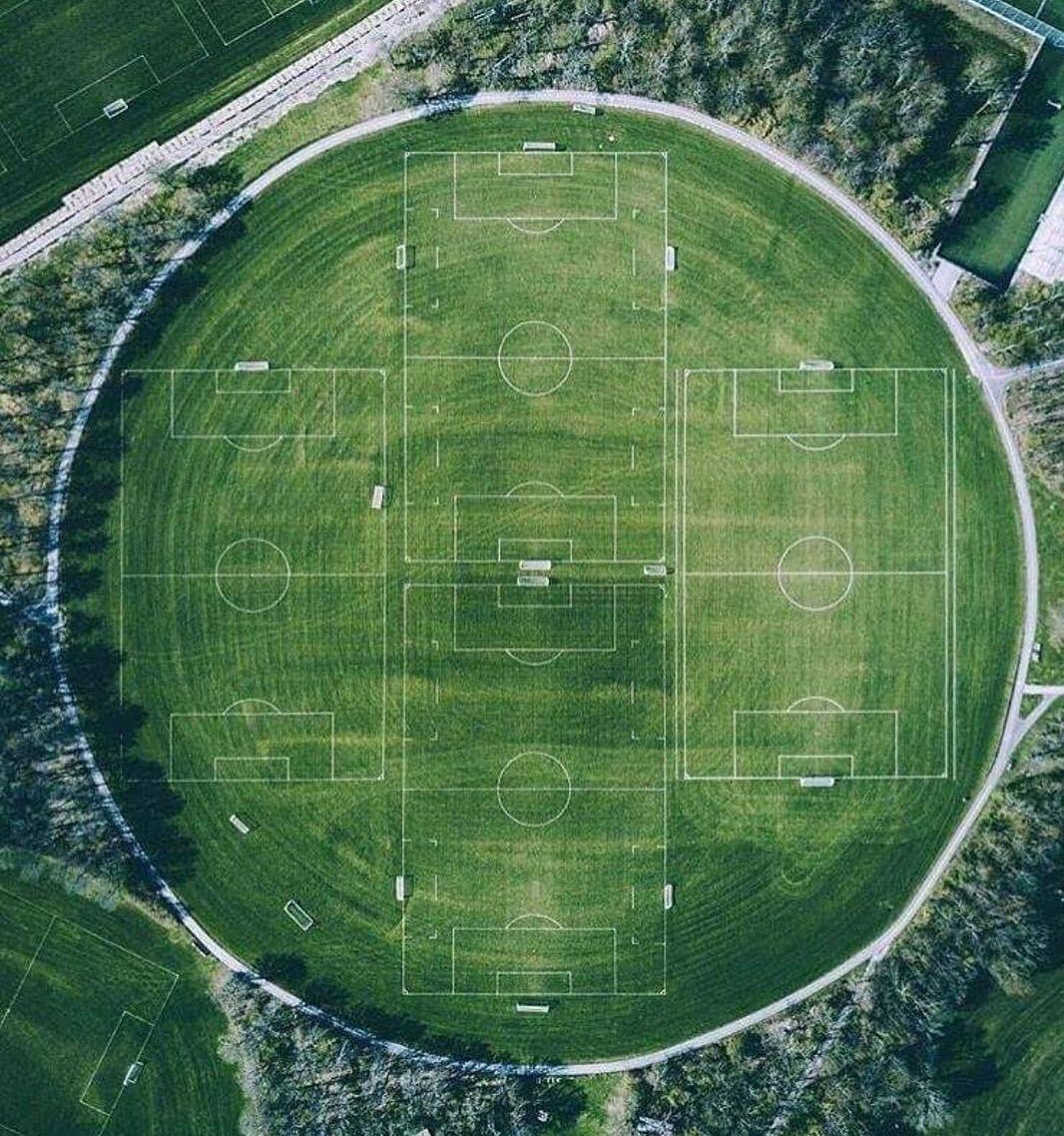 Archillect ID 376018