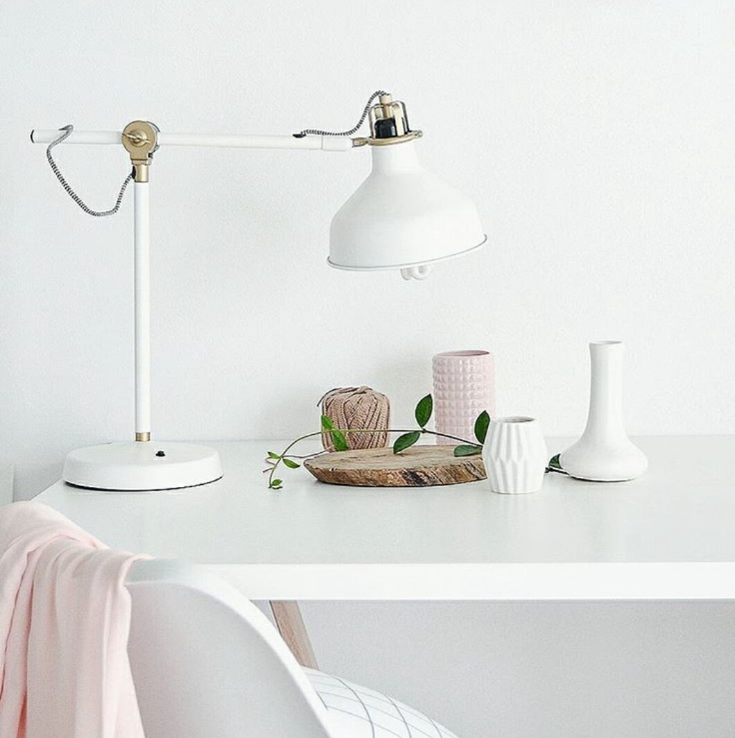 Archillect ID 376054