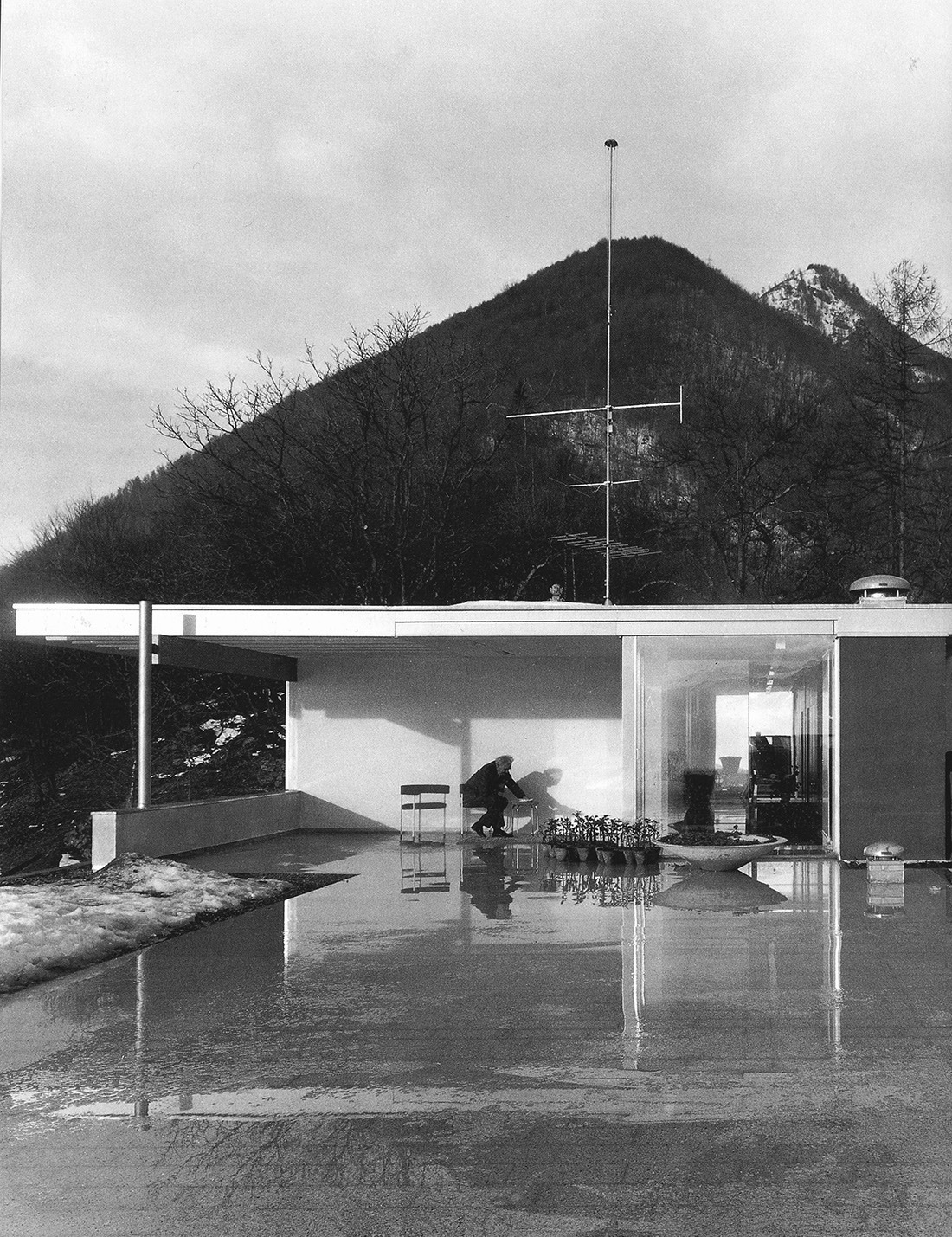 Archillect ID 376063