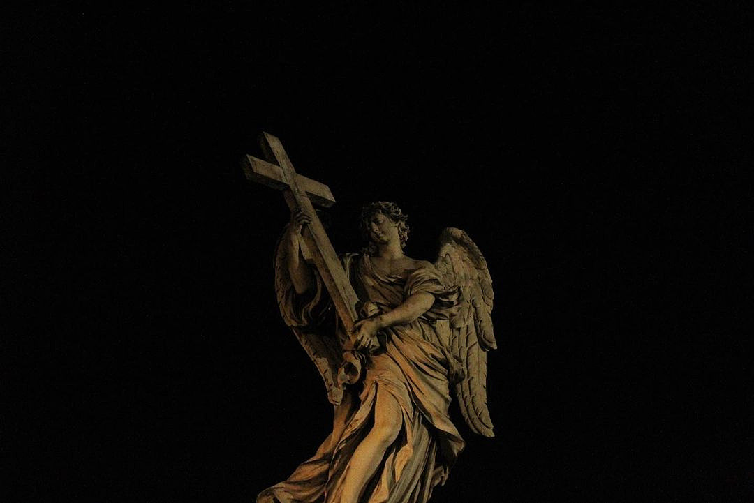 Archillect ID 376252