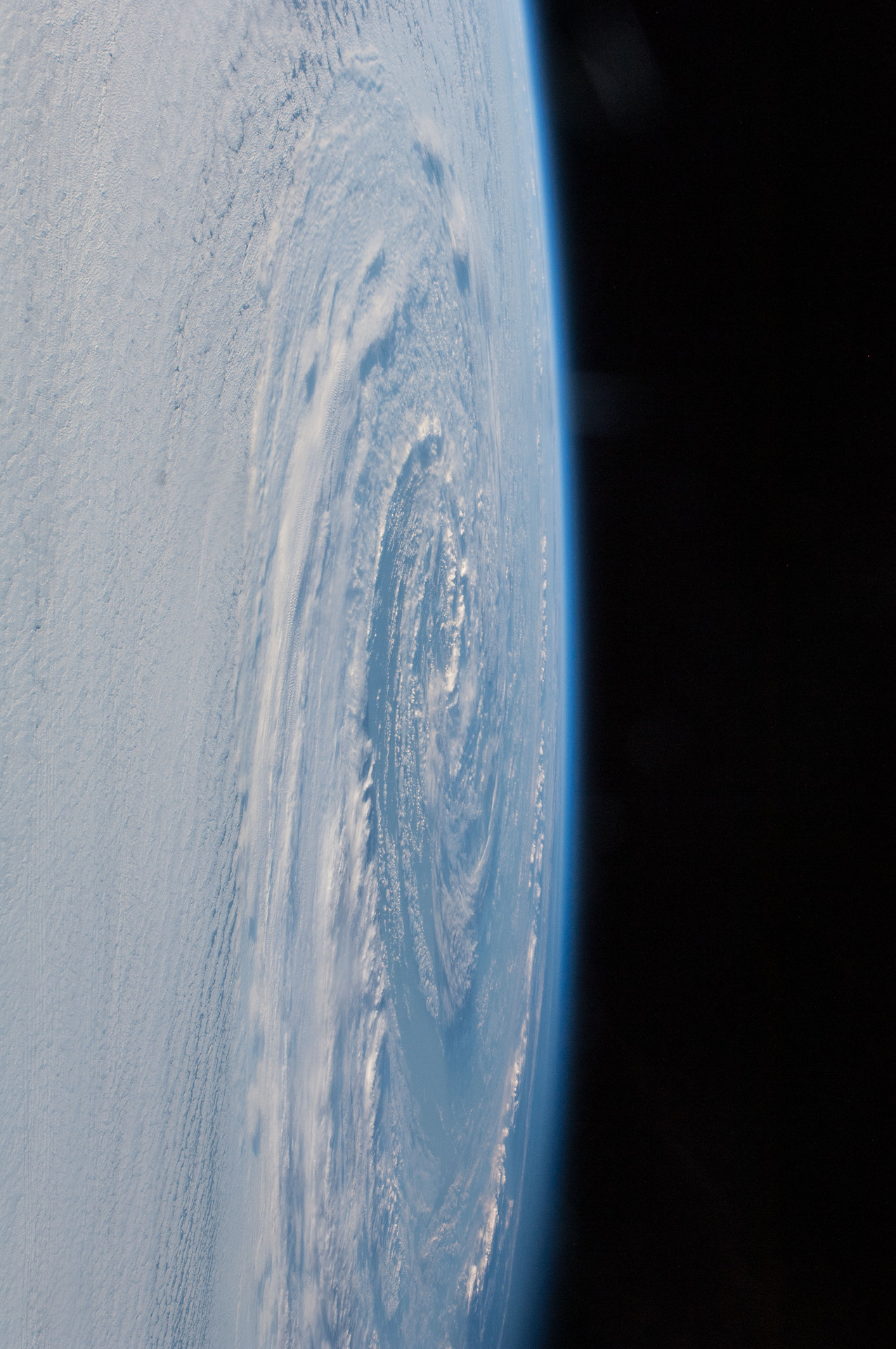 Archillect ID 376253