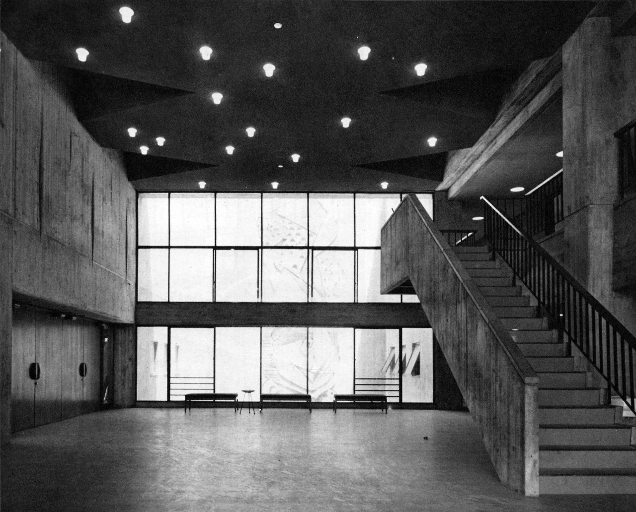 Archillect ID 376309