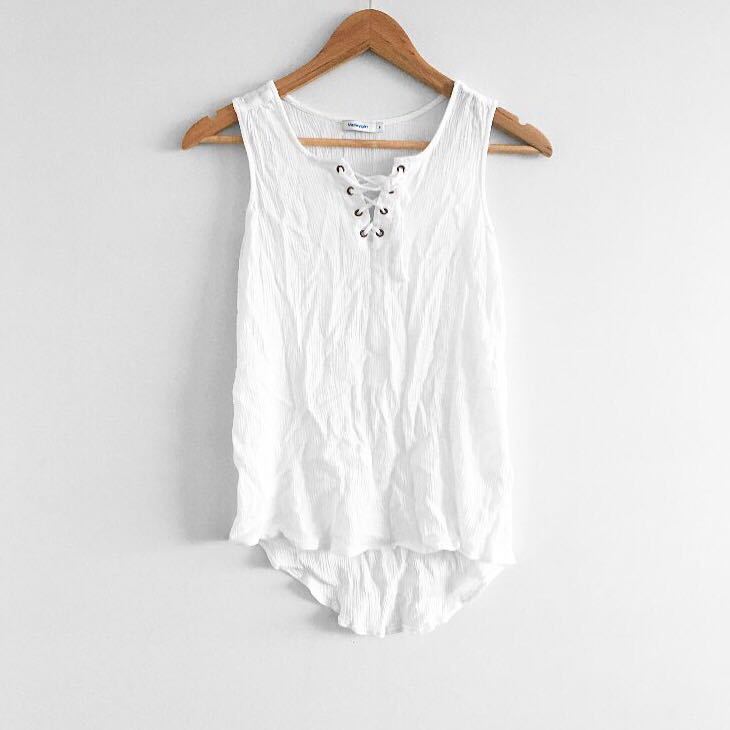 Archillect ID 376327