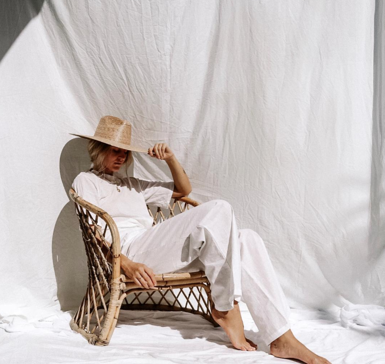 Archillect ID 376331