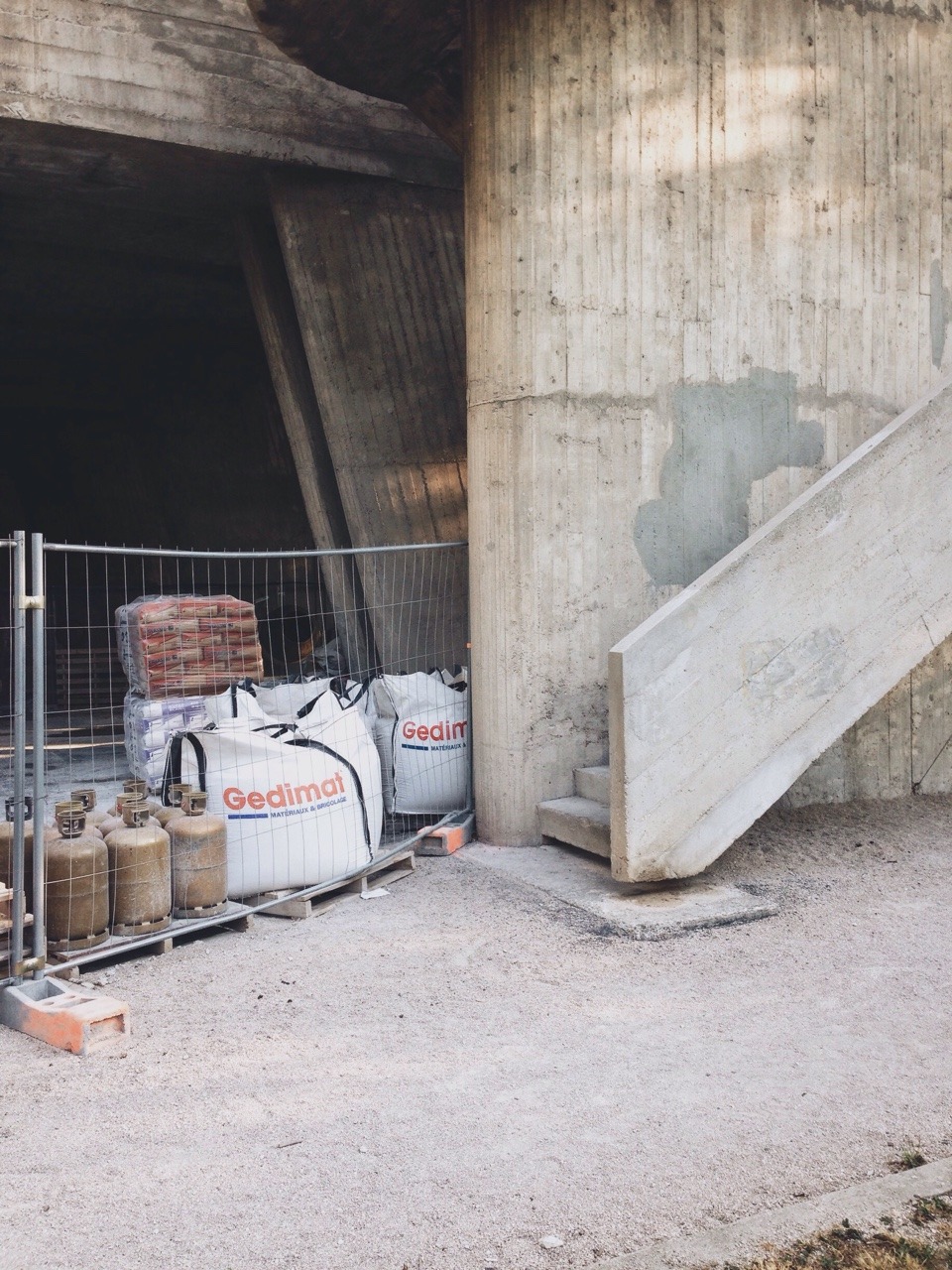 Archillect ID 376454