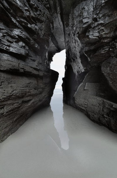 Archillect ID 376484