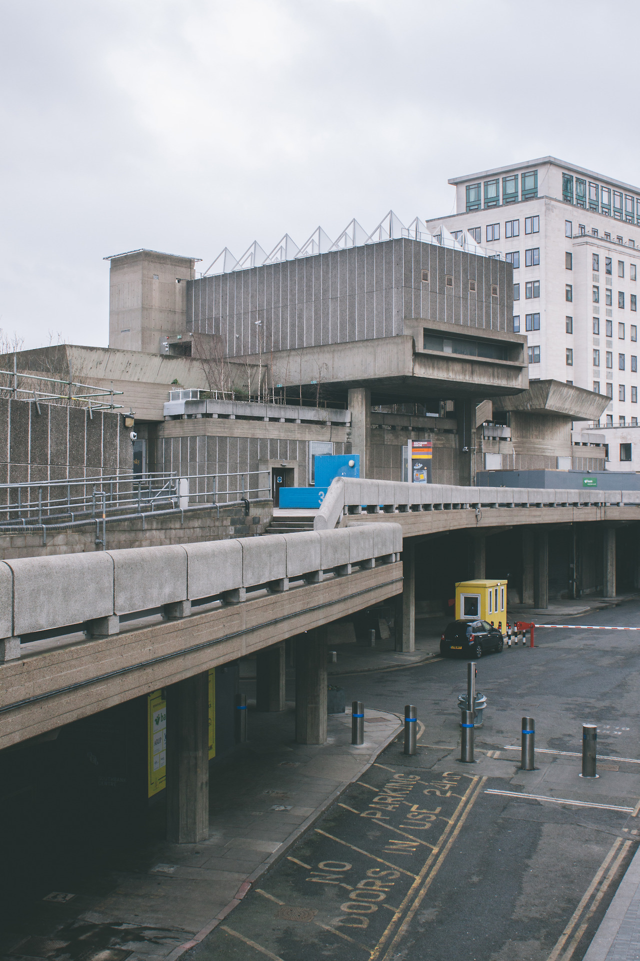 Archillect ID 376508