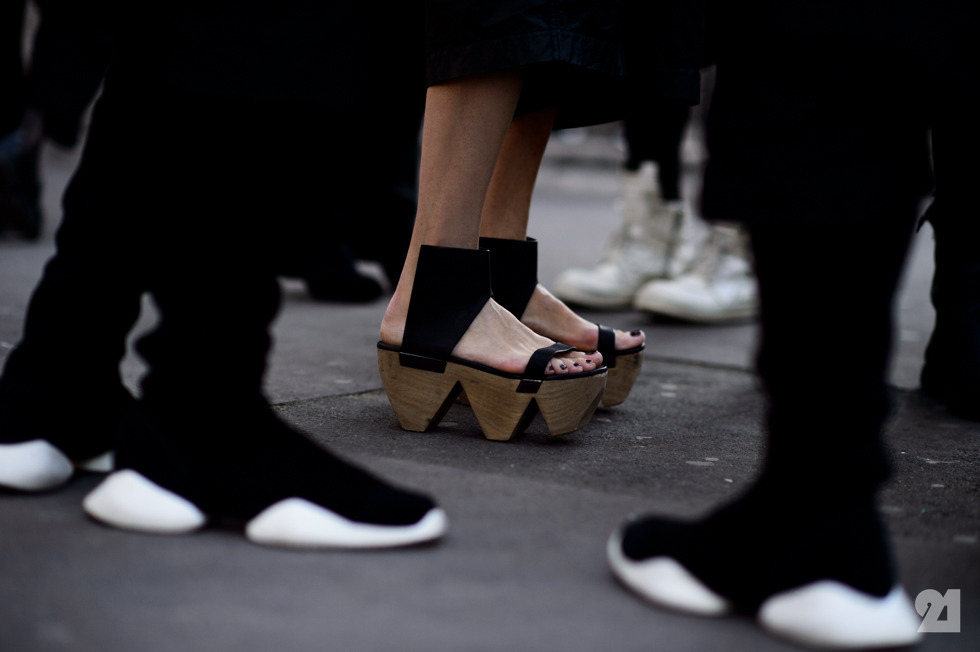 Archillect ID 376516