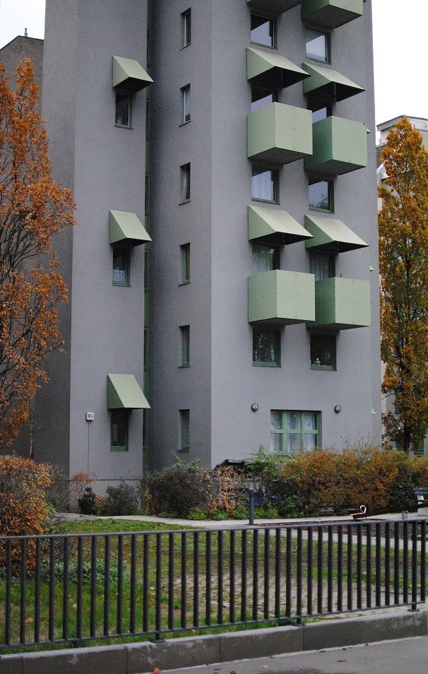 Archillect ID 376535