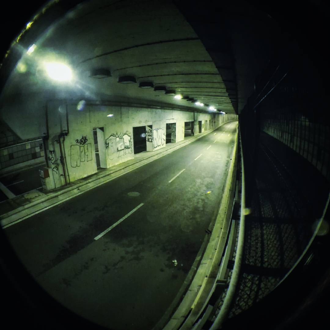 Archillect ID 376610