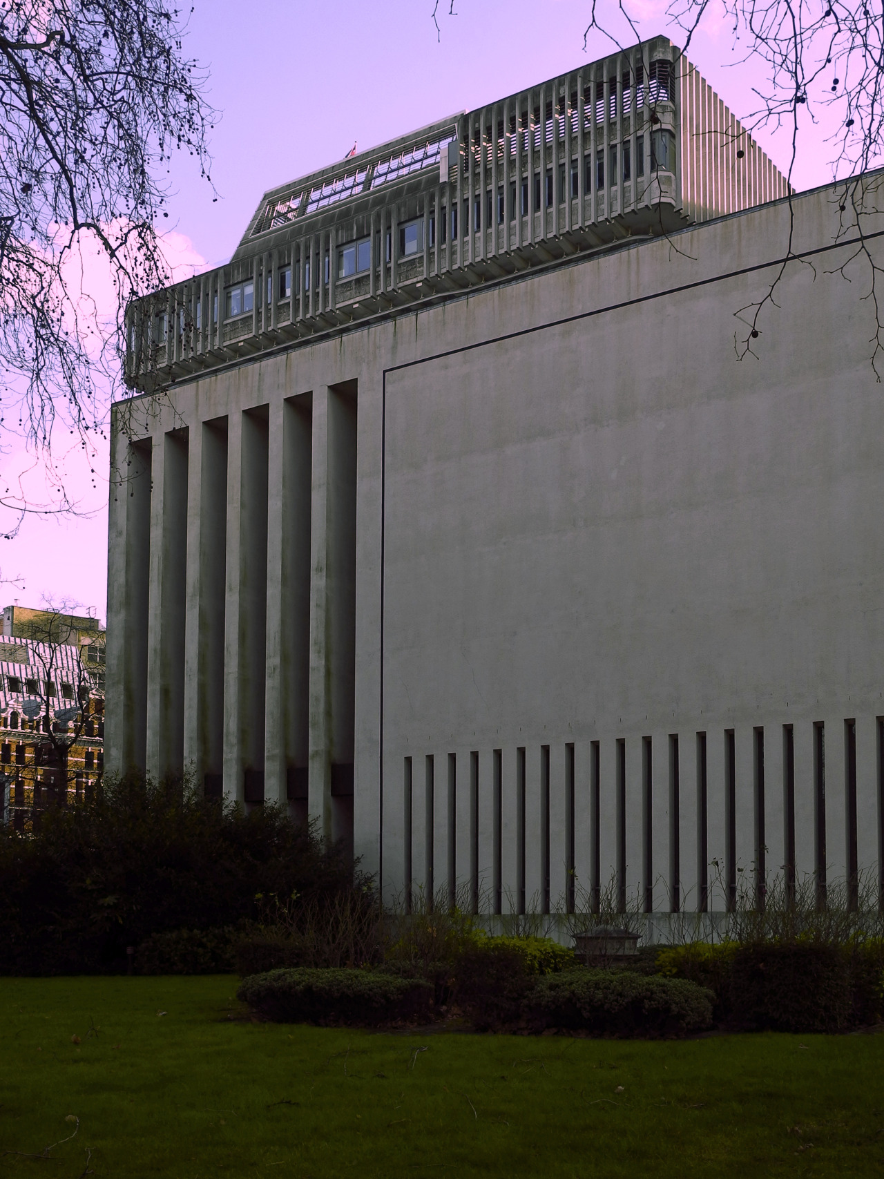 Archillect ID 376704