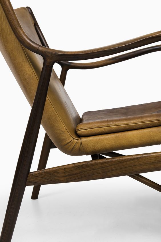 Archillect ID 376796