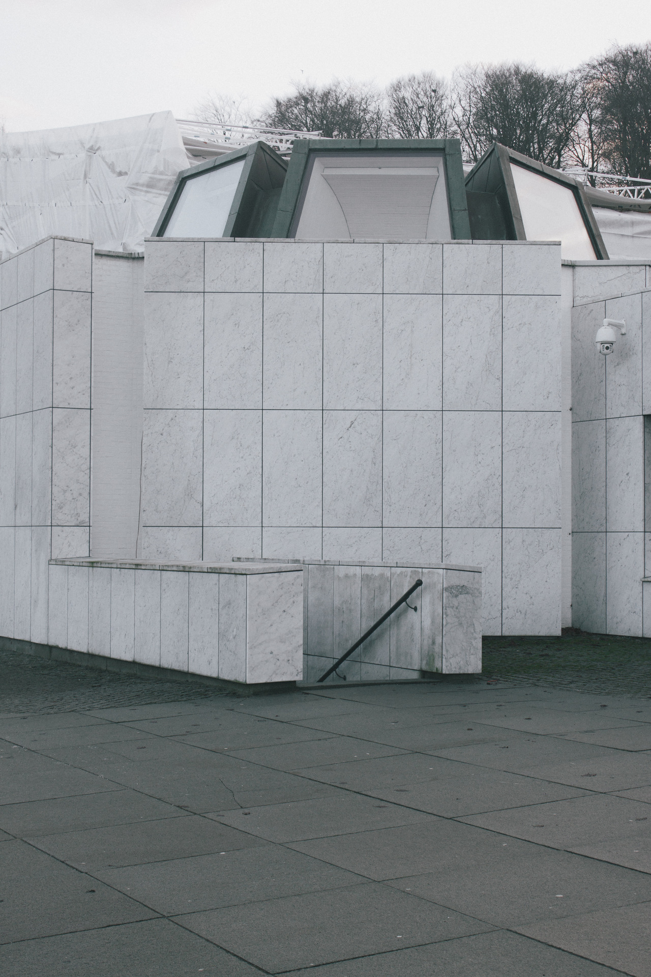 Archillect ID 376804