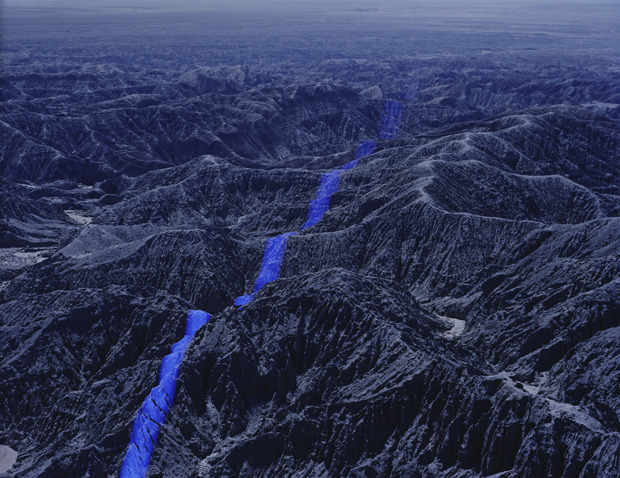 Archillect ID 376810