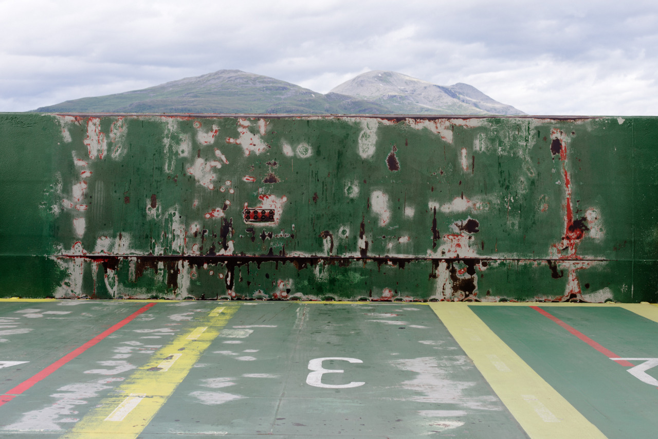 Archillect ID 376890