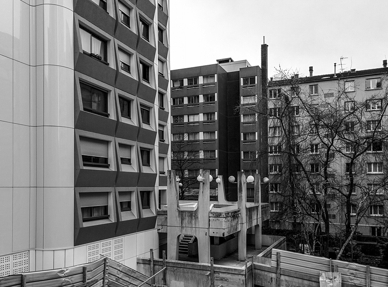 Archillect ID 377033