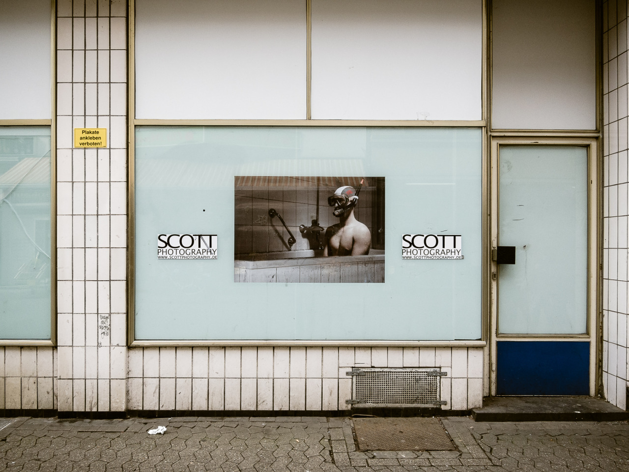 Archillect ID 377034