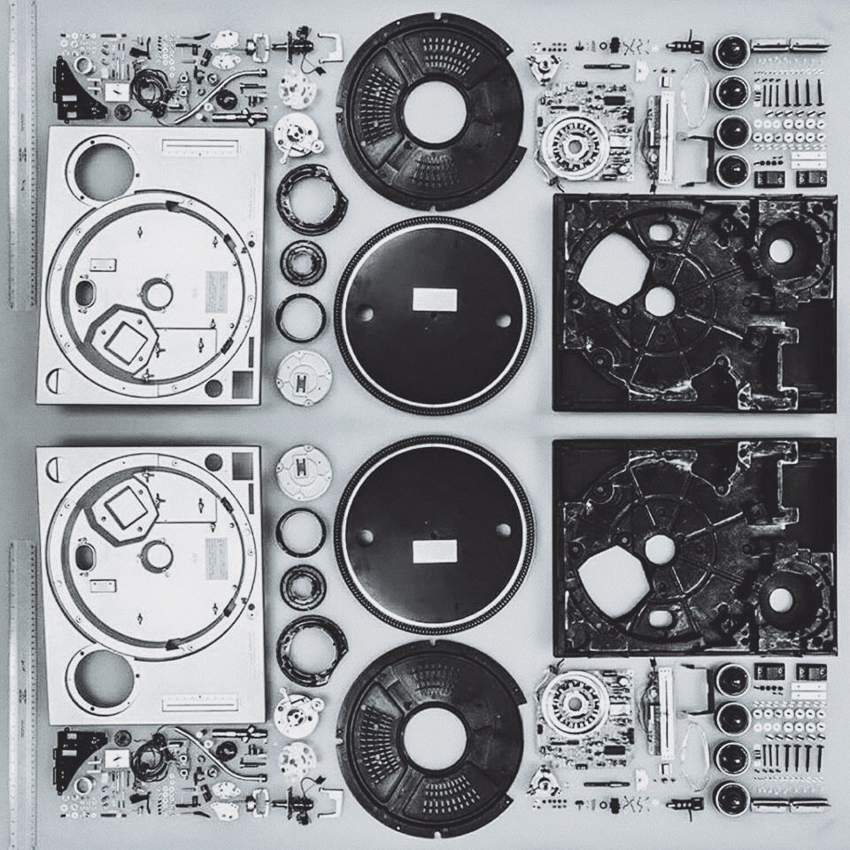 Archillect ID 377104