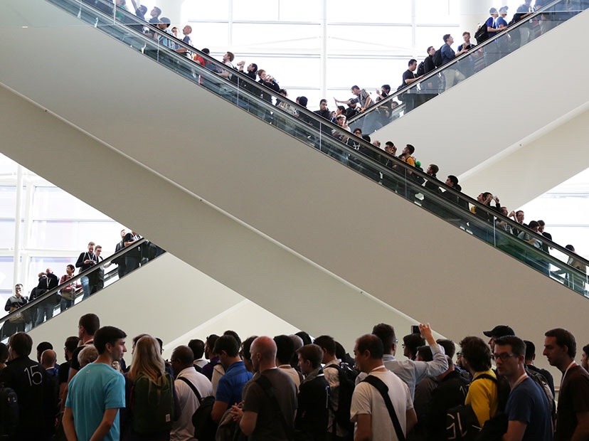 Archillect ID 377115