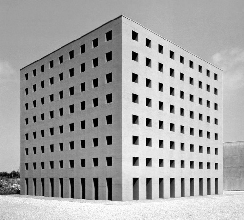 Archillect ID 377265