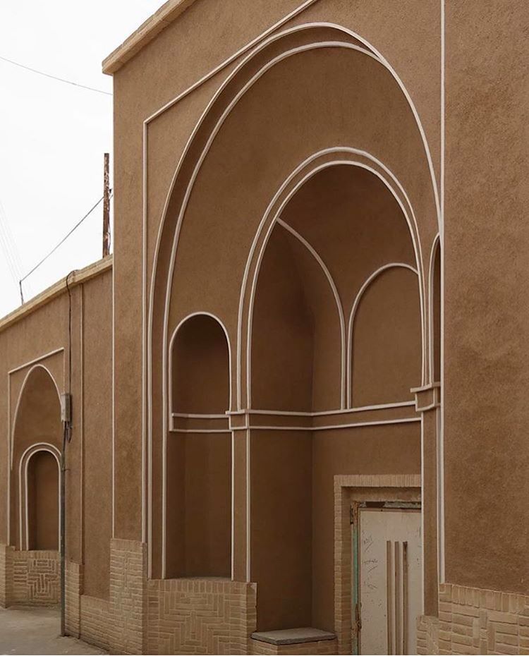 Archillect ID 377268