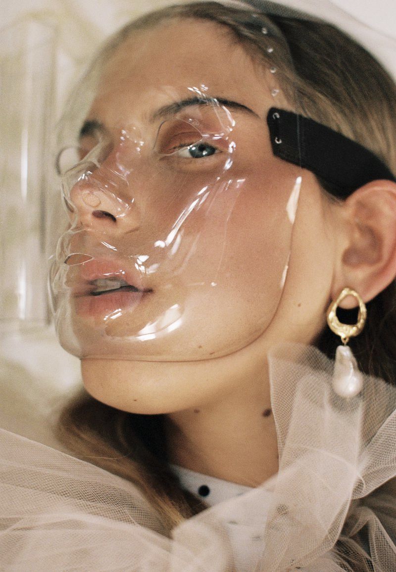 Archillect ID 377322