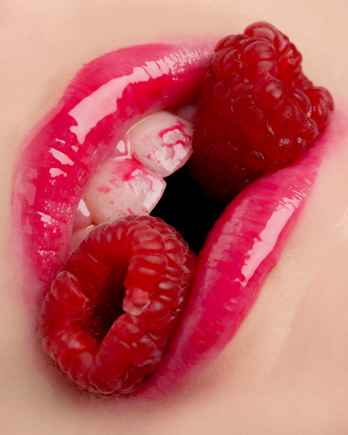 Archillect ID 377345