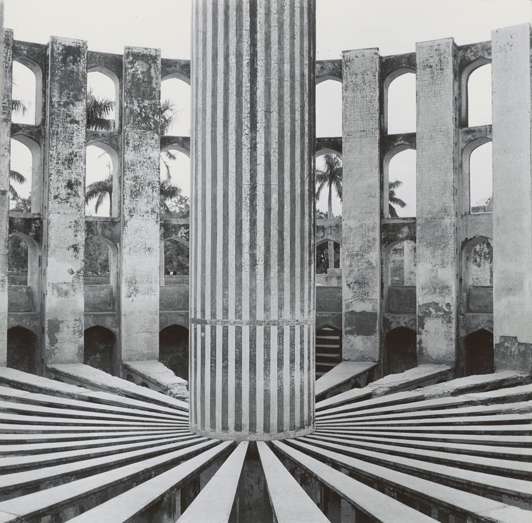 Archillect ID 377431