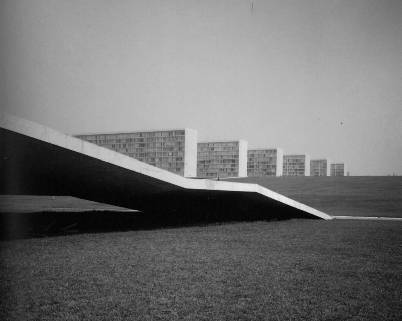 Archillect ID 377436