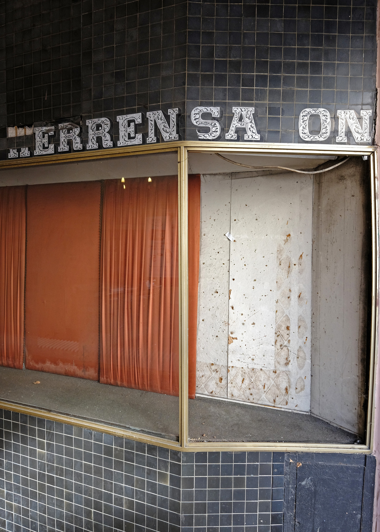 Archillect ID 377461