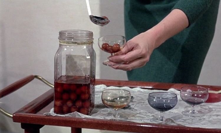 Archillect ID 377496