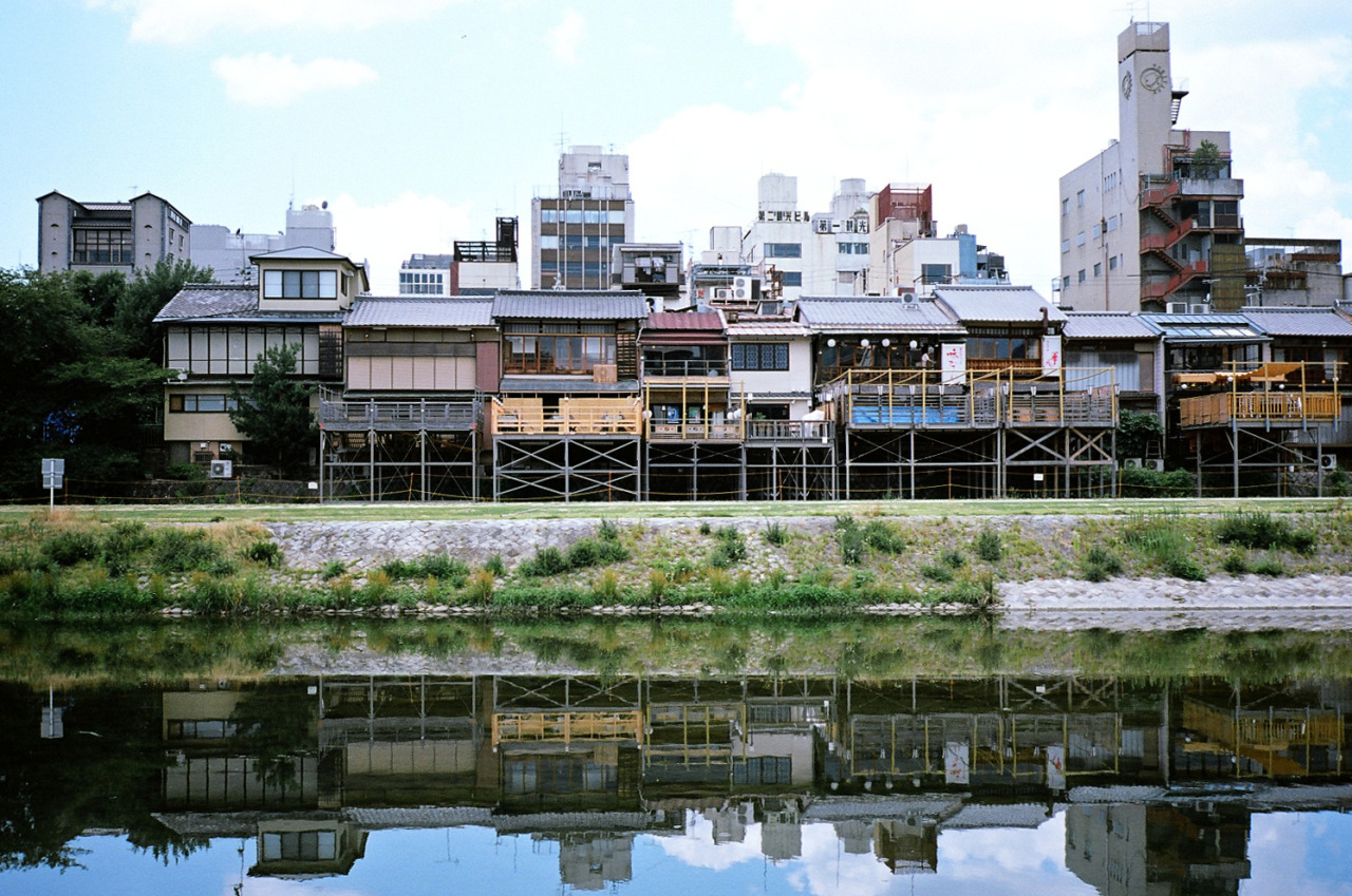 Archillect ID 377537